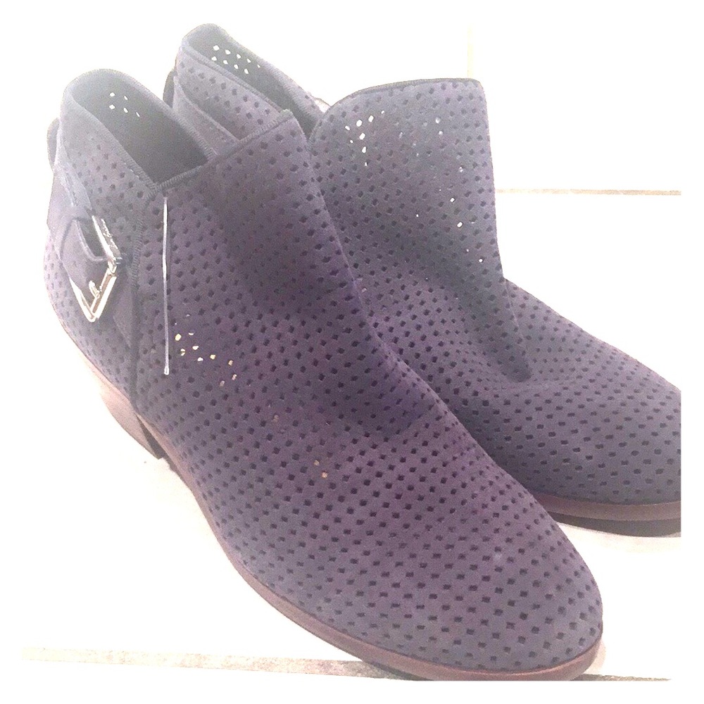 Women’s Sam Edelman NWOT sz 5.5 navy suede